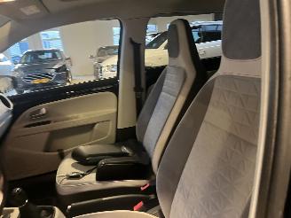 Volkswagen Up! 1.0 TSI High Up! Beats Pano Leer NAP! picture 20