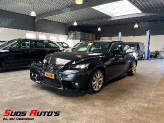 krockskadad bil auto Lexus IS 300h Luxury 93.000 KM NAP! 2013/9