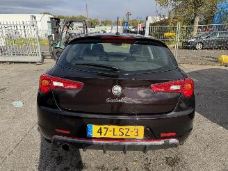 Avarii autoturisme Alfa Romeo Giulietta 1.6 JTDM 77KW Clima Navi Led Xenon Distinctive NAP 2010/7