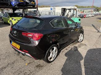 Alfa Romeo Giulietta 1.6 JTDM 77KW Clima Navi Led Xenon Distinctive NAP picture 4