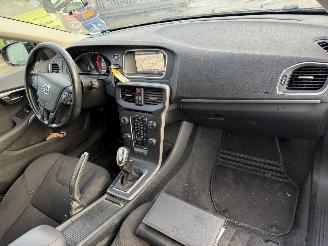 Volvo V-40 2.0 D3 110KW Clima Navi 5-Deurs picture 6