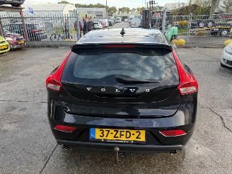 Volvo V-40 2.0 D3 110KW Clima Navi 5-Deurs picture 3