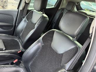 Renault Clio 0.0 TCE 66KW Clima Navi Led 5-drs picture 9