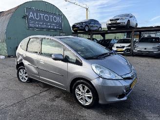 damaged passenger cars Honda Jazz 1.4 Hybrid Autom. Clima Pano Elegance 2011/6