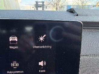 Skoda Octavia 1.5 E-TSI 110KW Autom. Clima Navi Business Edition Sfeerverlichting picture 10