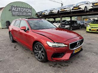 Auto incidentate Volvo V-60 2.0 T8 223KW Twin Engine AWD Pano Clima Navi Led Xenon HUD 2020/4