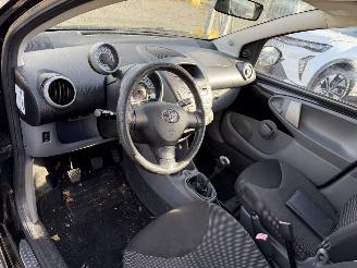 Toyota Aygo 1.0-12V 50KW Airco Comfort 5-Drs picture 8