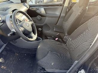 Toyota Aygo 1.0-12V 50KW Airco Comfort 5-Drs picture 7