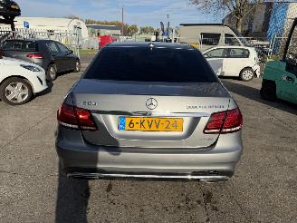 Mercedes E-klasse 300 Hybrid 150KW Bluetec Autom. Clima Navi Leer picture 4
