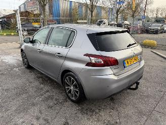 Peugeot 308 1.6 92KW Clima Navi Led Pano Premiere picture 4