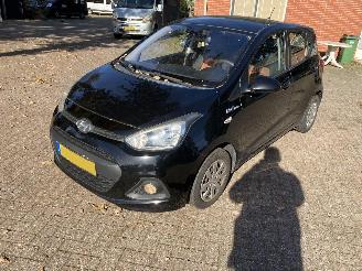 Vaurioauto  passenger cars Hyundai I-10  2015/7