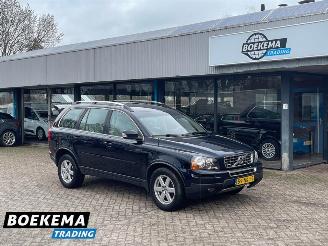 damaged Volvo Xc-90 2.5 T5 209pk Aut. AWD 7-Pers Stoelverwarming Navigatie PDC Climate