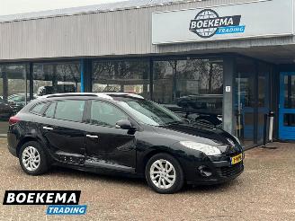 škoda osobní automobily Renault Mégane Estate 1.4 TCe Parisienne Navigatie Clima PDC 2012/5