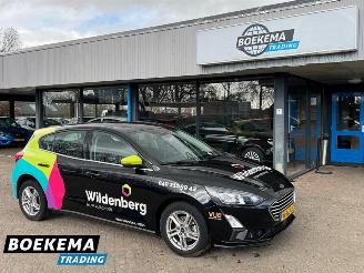 Voiture accidenté Ford Focus 1.0 EcoBoost Business Navigatie Climate Cruise Camera 2021/11
