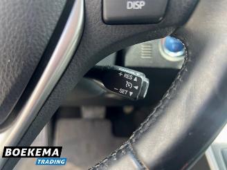 Toyota Auris 1.8 Hybrid Executive Navigatie Climate Cruise PDC picture 25
