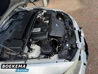 BMW 3-serie 320i Aut. Facelift Navi Leder Clima Cruise Business Line Style picture 12