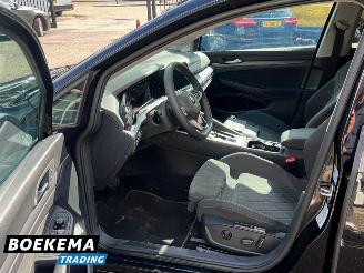 Volkswagen Golf 1.5 eTSI Style HUD DSG Massage Led Navi Stoelverw. picture 13