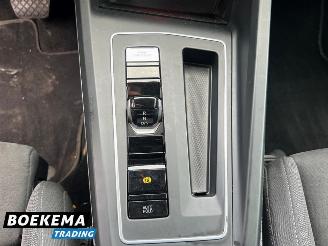 Volkswagen Golf 1.5 eTSI Style HUD DSG Massage Led Navi Stoelverw. picture 27