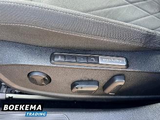 Volkswagen Golf 1.5 eTSI Style HUD DSG Massage Led Navi Stoelverw. picture 21