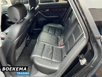 Audi A6 avant 4.2 FSI V8 350pk Quattro Navigatie Leer Stoelverw picture 13