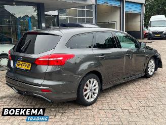 Ford Focus Wagon 1.5 TDCI ST-Line Leer Navi Camera Clima Cruise PDC picture 2