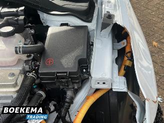 Kia Ceed 1.6 GDI PHEV Aut Led Keyless Virtual Navi Climate Cruise picture 14