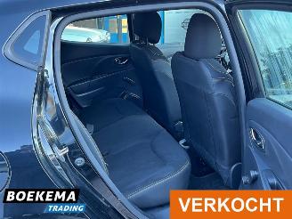 Renault Clio 0.9 TCe Expression Navi Cruise Airco picture 18