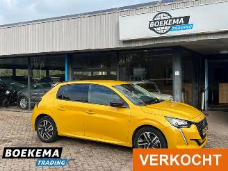 krockskadad bil auto Peugeot 208 1.2 Allure 100pk Led Navigatie Climate Cruise PDC 2023/5