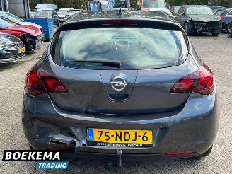 Opel Astra 1.6 Cosmo Navigatie Cruise Climate PDC picture 10