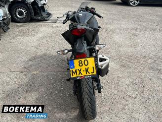 Kawasaki  Ninja 125 picture 7