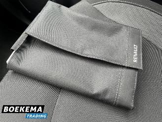 Renault Captur 1.5 DCI Dynamique Leder Navi Climate PDC picture 28