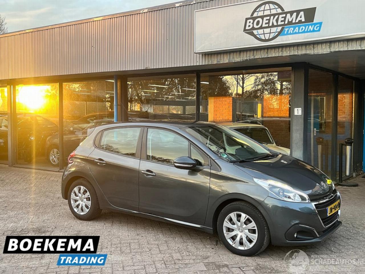 Peugeot 208 1.2 PureTech Blue Lion Navi Airco Cruise PDC Trekh.