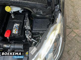 Peugeot 208 1.2 PureTech Blue Lion Navi Airco Cruise PDC Trekh. picture 8