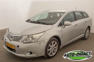 dommages Toyota Avensis Wagon 2.2 D-4D Dynamic Navi