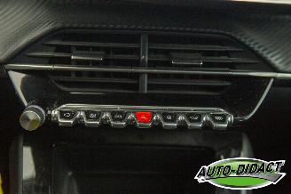 Peugeot 208 1.5 Active Pack Clima Navi picture 8