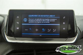 Peugeot 208 1.5 Active Pack Clima Navi picture 7