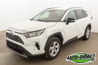 Vaurioauto  passenger cars Toyota Rav-4 2.0 VVT-iE Automaat Clima Navi Camera Active 2022/2