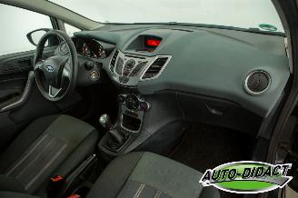 Ford Fiesta 1.25 Airco Limited picture 16