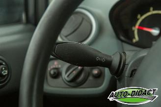Ford Fiesta 1.25 Airco Limited picture 14