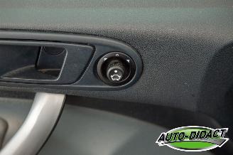 Ford Fiesta 1.25 Airco Limited picture 11
