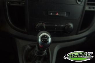 Mercedes Vito 114 CDI Airco Extra Lang MOTORSCHADE picture 11