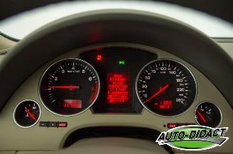 Audi A4 Cabriolet 2.4 V6 Automaat Clima picture 10