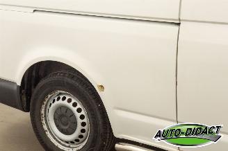 Volkswagen Transporter 2.0 TDI L2H1 Koelwagen Airco Navi picture 28