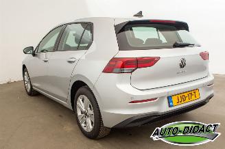 Volkswagen Golf 1.0 TSI 3129 km Clima Navi Camera Life Business picture 3