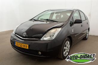 Vaurioauto  passenger cars Toyota Prius 1.5 VVT-i Automaat Clima Navi Camera Tech Edition 2006/6