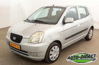 uszkodzony samochody osobowe Kia Picanto 1.0 LXE Airco 2005/4