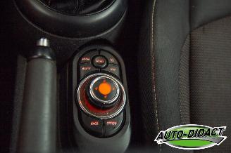 Mini Cooper 1.5 Airco Navi Business picture 10