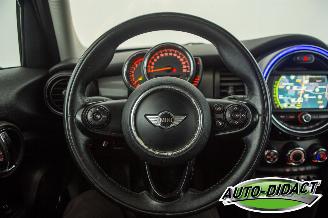 Mini Cooper 1.5 Airco Navi Business picture 5