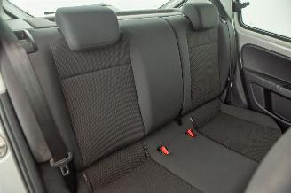 Volkswagen Up! 1.0 high up! 122.047 km Airco BlueMotion picture 15