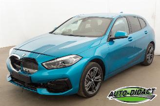 skadebil auto BMW 1-serie 118i Automaat Digi Dash Camera Clima Navi 2022/11